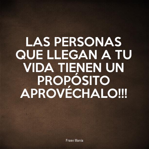 Cartel para hay personas que llegan a tu vida que sin saberlo y poco a poco se convierten en