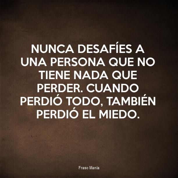 Cartel para Nunca desafíes a una